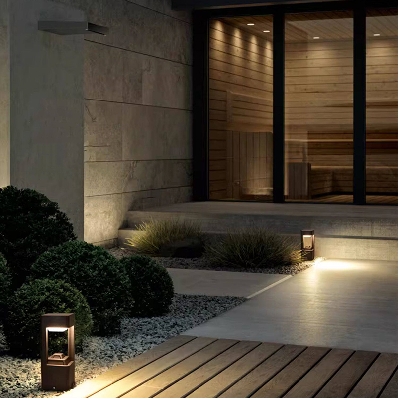 Świecąca lampa podłogowa, sola – Solar Garden Light recenzja i cena